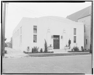 Locust Ave
