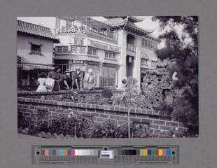 Go to image 1.