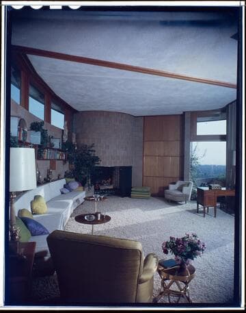 Sharp residence