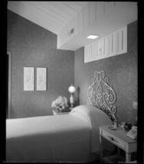 Go to image 4.