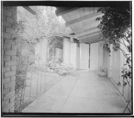 Go to image 4.