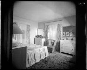 Go to image 27.