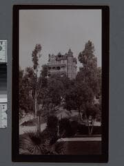 Go to image 1.