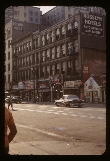 Old Rosslyn Hotel